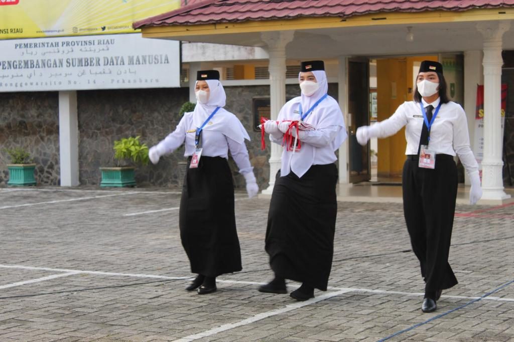 Upacara Bendera Dalam Rangka Peringatan Hari Statistik Nasional Tahun